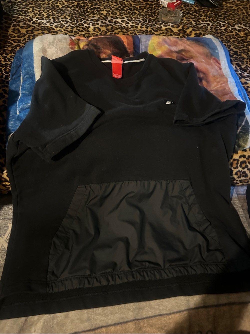 Nike Men’s Black Crewneck Short-Sleeve Pullover with Front Pocket